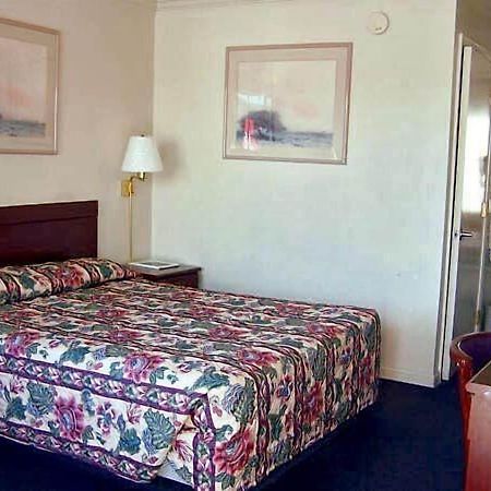 Economy Inn Monterey Seaside Ngoại thất bức ảnh
