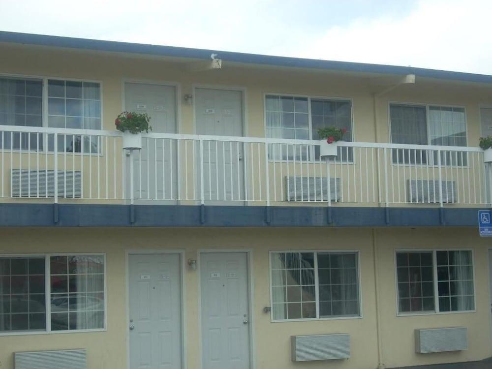 Economy Inn Monterey Seaside Ngoại thất bức ảnh